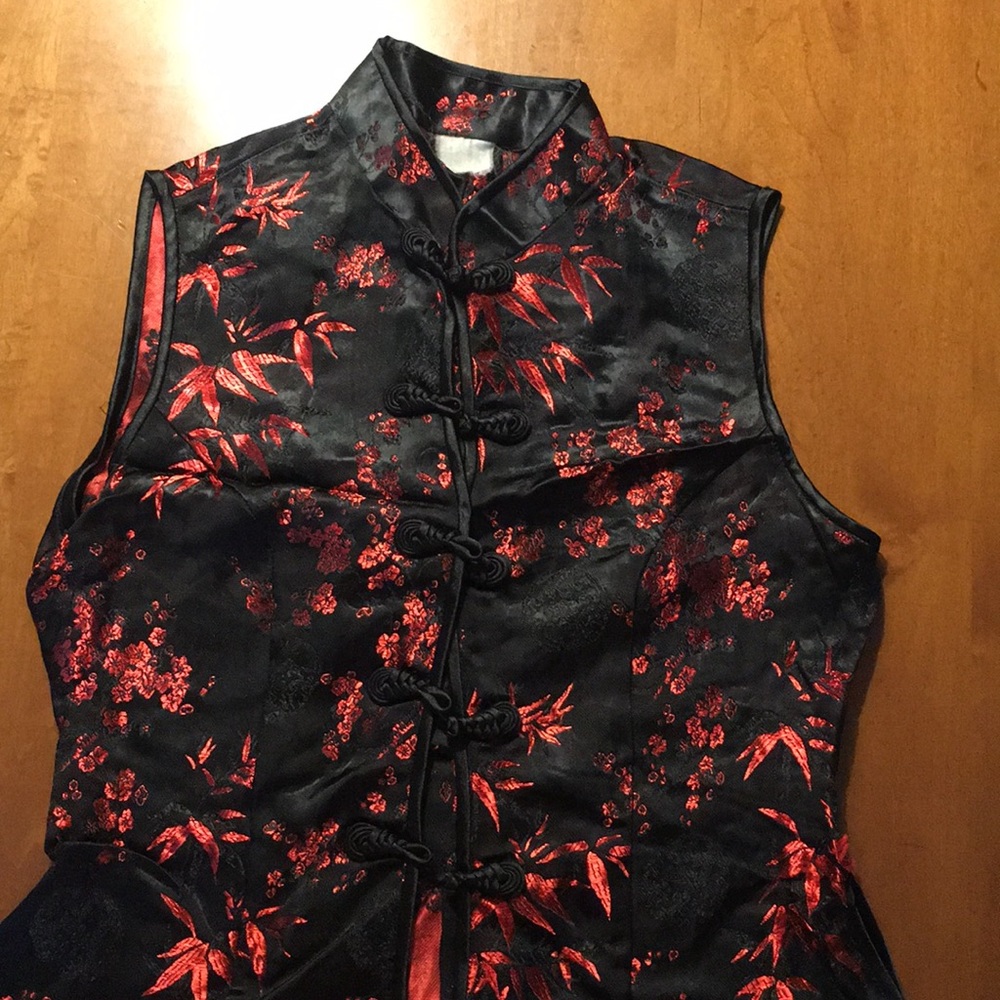 Set of 4 tops